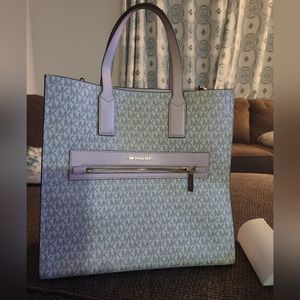 Michael Kors tote- new